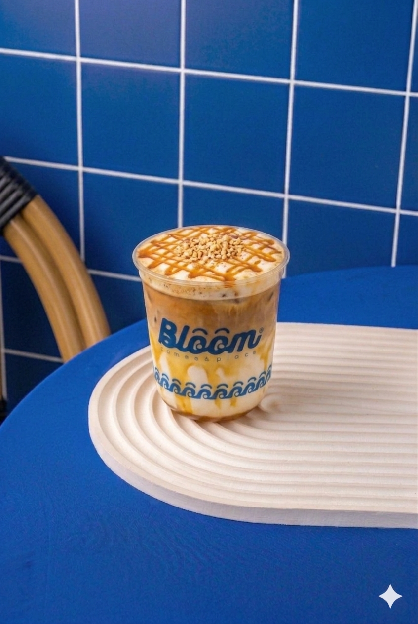 Hazelnut Latte Bloom Coffee & Place dengan perpaduan espresso, susu creamy, dan aroma hazelnut yang khas